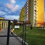 Silver - Waterfront With Lakeview Apartamento Siófok