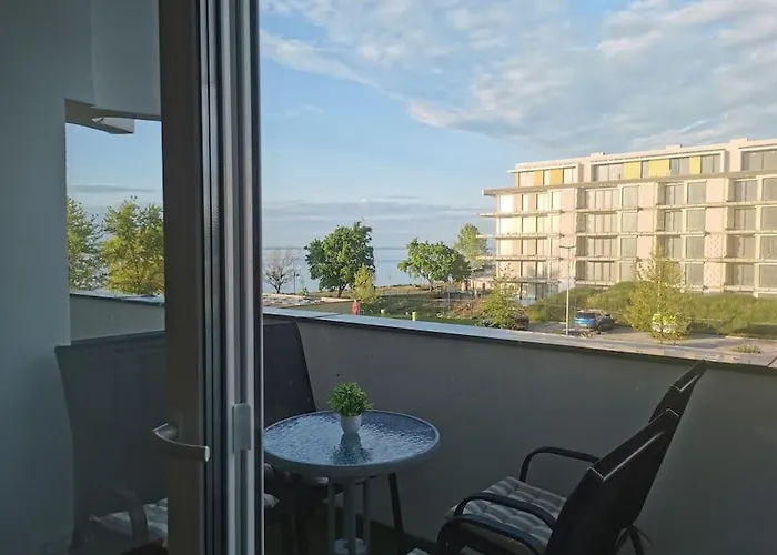 Silver - Waterfront With Lakeview