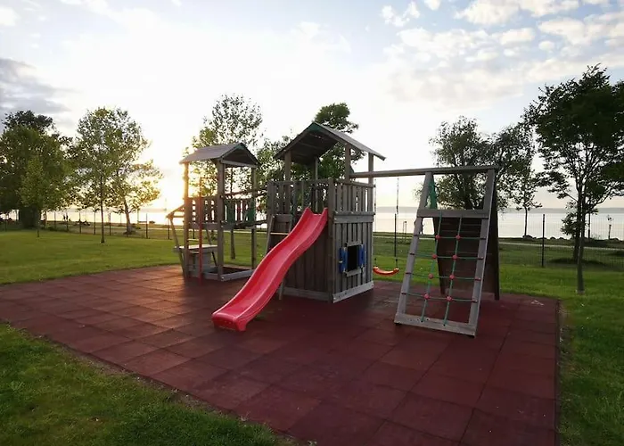 Silver - Waterfront With Lakeview *